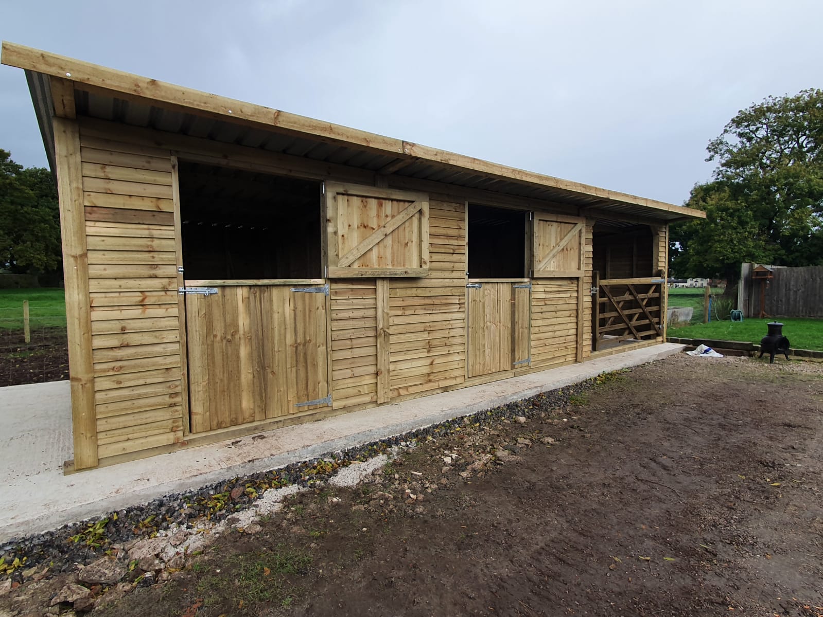 36x12 double stable 12x12 open front timber gate 36x12 double stable 12x12 open front timber gate